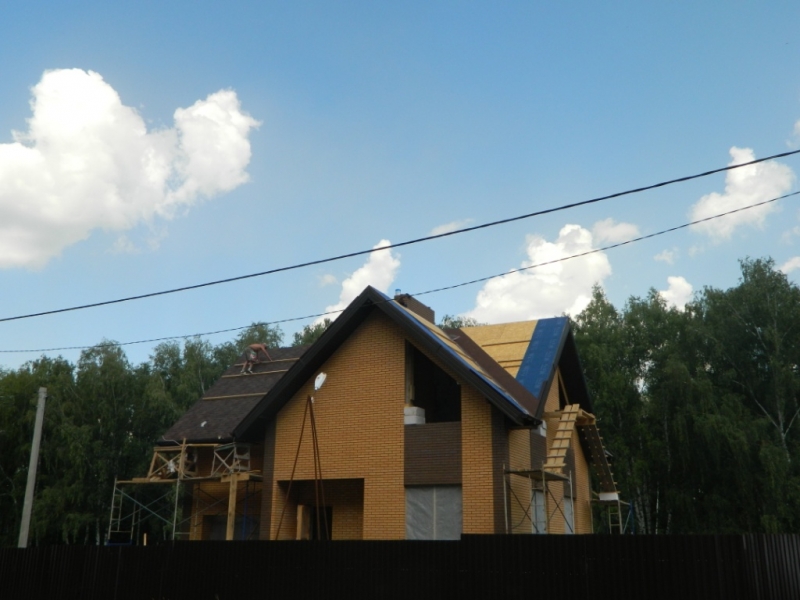 Устройство кровли из мягкой черепицы в Кашире,Ступино, Озеры