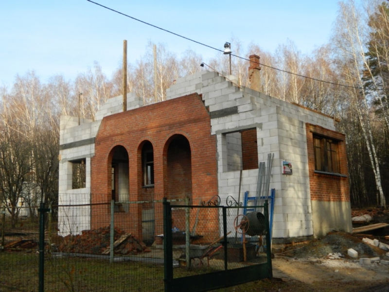 Реконструкция дома , замена утепленной кровли метеллочерепица- Гранд Лайн Велюр цвет серо-коричневый с снегозадержателями