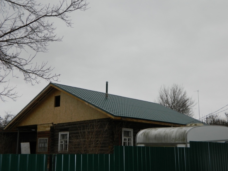 Замена старой крыши деревянного дома в Кашире