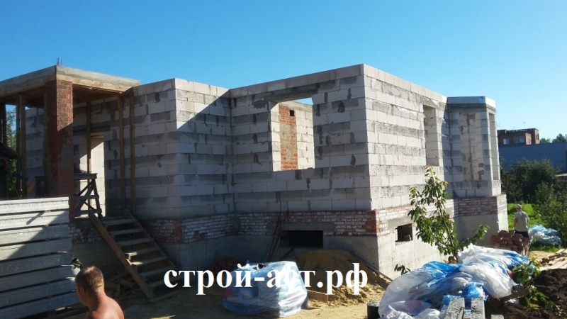 Строительство дома из газосиликатных блоков под облицовочный кирпич в поселке Зендиково