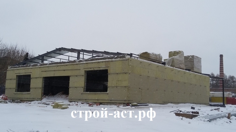 Устройство фасада из профлиста с утеплением для промышленных зданий
