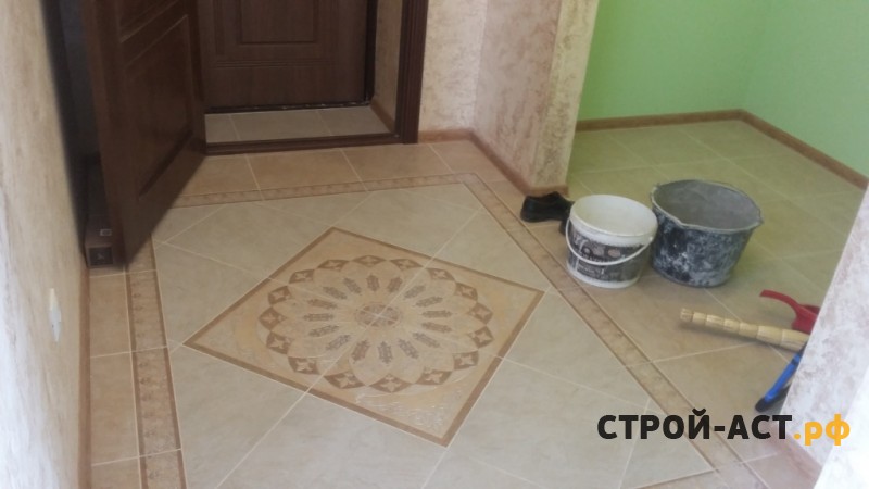 Внутренние отделочные работы дома из газосиликатных блоков, отделка откосов плиткой с зарезкой под 45 гр.