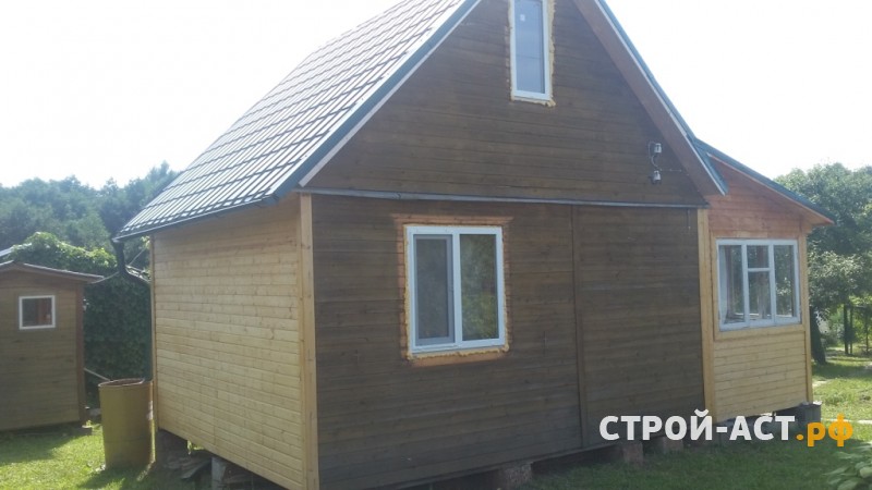 Обшить дачу сайдингом фирмы Деке цвет Капучино с комплектующими пломбир (белые) в Кашира