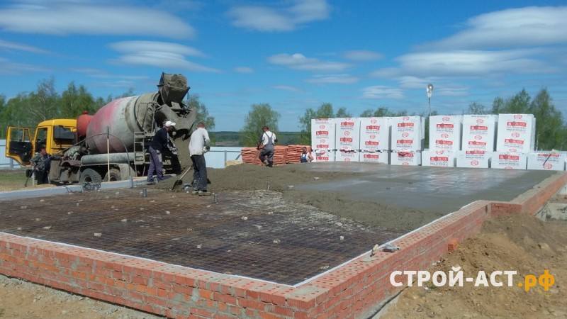 Построить дом в Кашире двухэтажный с гаражом из блоков с облицовкой из кирпича монолитные перекрытия и мягкая черепица Тегола Нордик