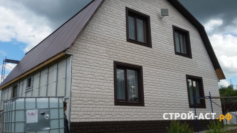 Зашить дом сайдингом  фасадными панелями под камень в Кашире Ступино 