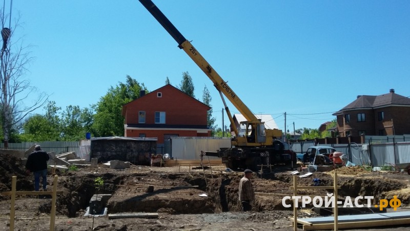 Устройство фундамента из фундаментных блоков ФБС  с армопоясом