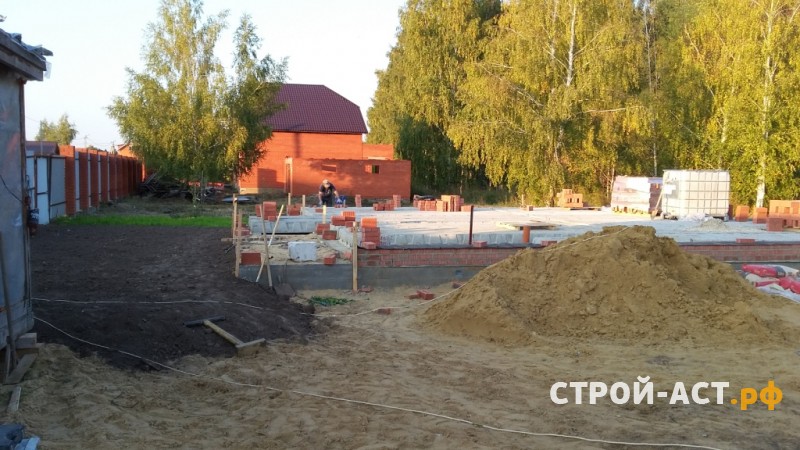 Устройство фундамента из фундаментных блоков ФБС  с армопоясом
