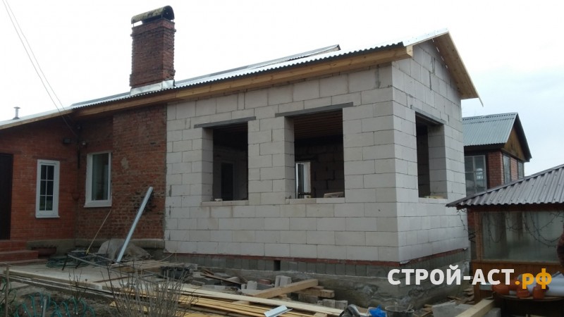 Строительство пристройки из газосиликатных блоков к дому