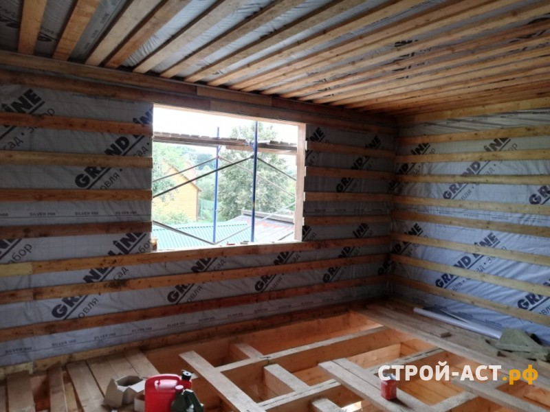 Построить полутораэтажный дом из бруса с мягкой черепицей Деке