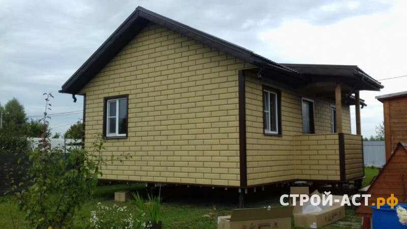 Обшить дом фасадными панелями фирмы Альта-Профиль коллекция Камень Венецианский цвет Песчаный  в Ступинском районе